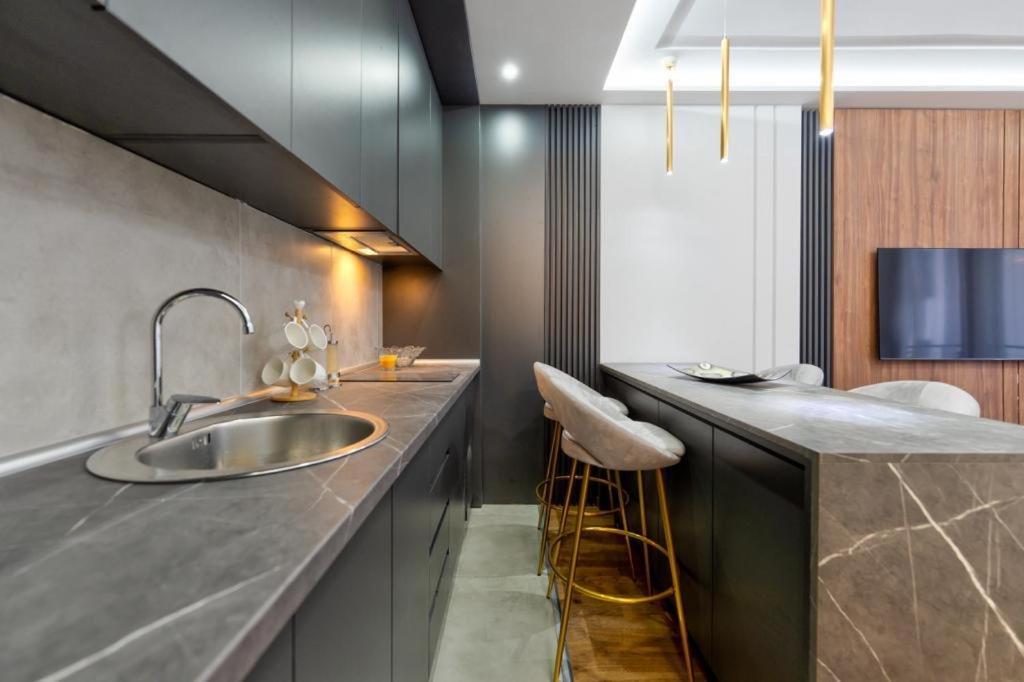 Mans Lux 8 Apartman Zlatibor Bagian luar foto